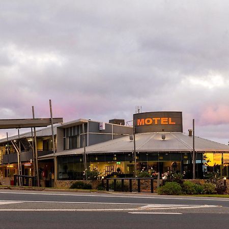 Station Motel Parkes Eksteriør billede